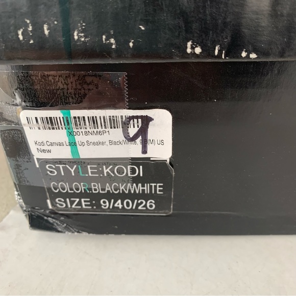 Cute To The Core Kodi black Lace Up Sneakers Women’s US 9 M - Picture 8 of 8